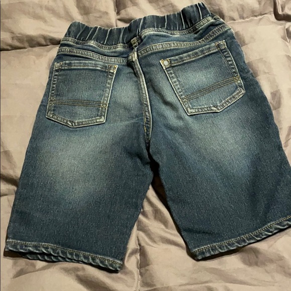 Stretchy Denim Shorts - Picture 3 of 4